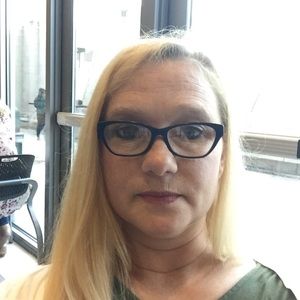 Meet your Posher, Leigh anne